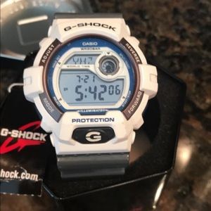 G shock watch
